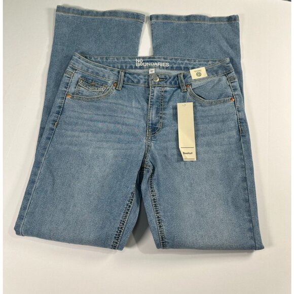 No Boundaries Women’s Bootcut Jeans Stonewashed Denim Blue Size 12 - Picture 3 of 7